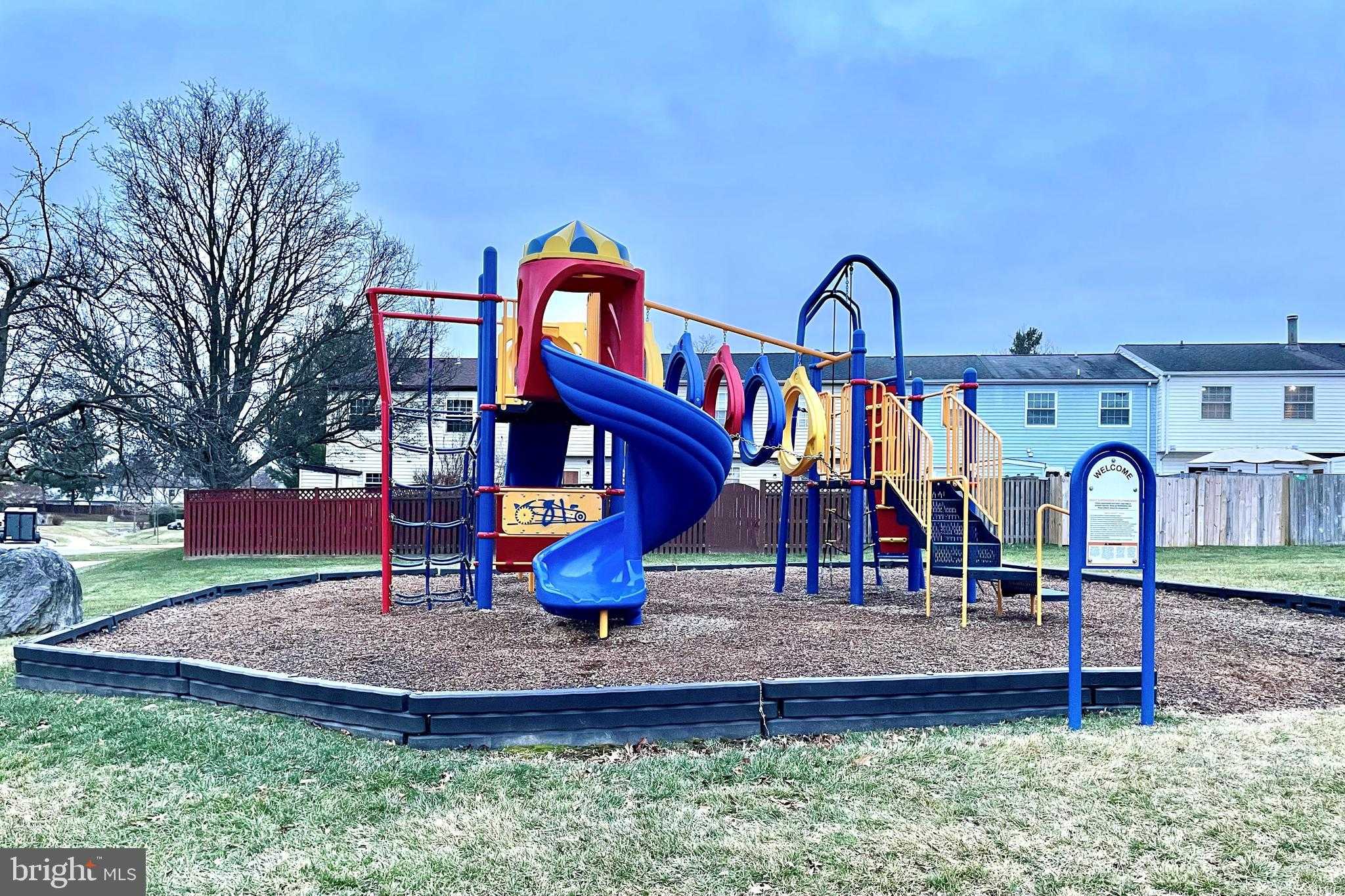 6852 Carnation Cir photo 23