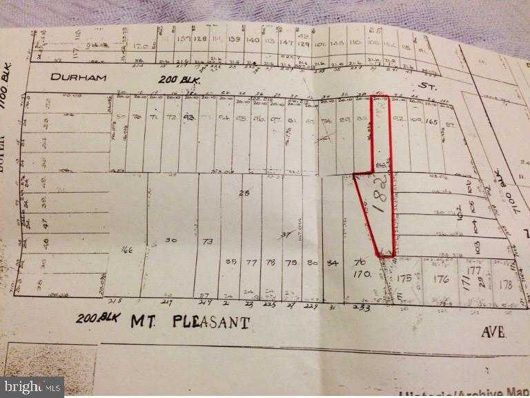 240 E Durham St photo 6