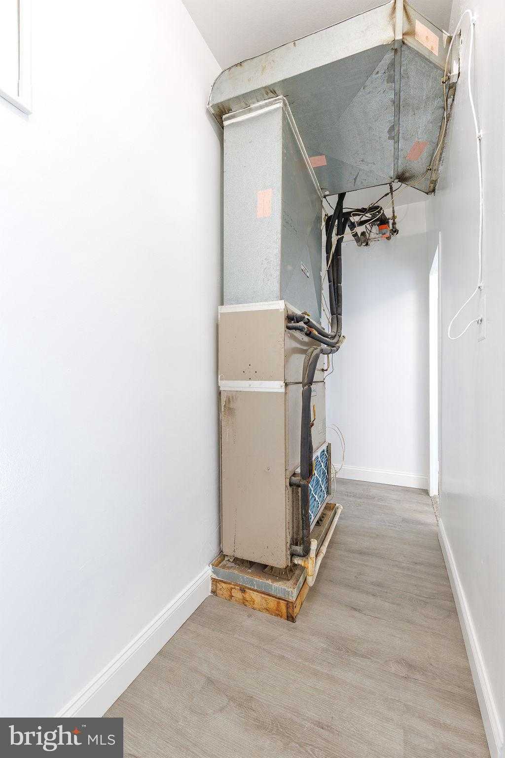 4600 Duke St Apt 413 photo 28