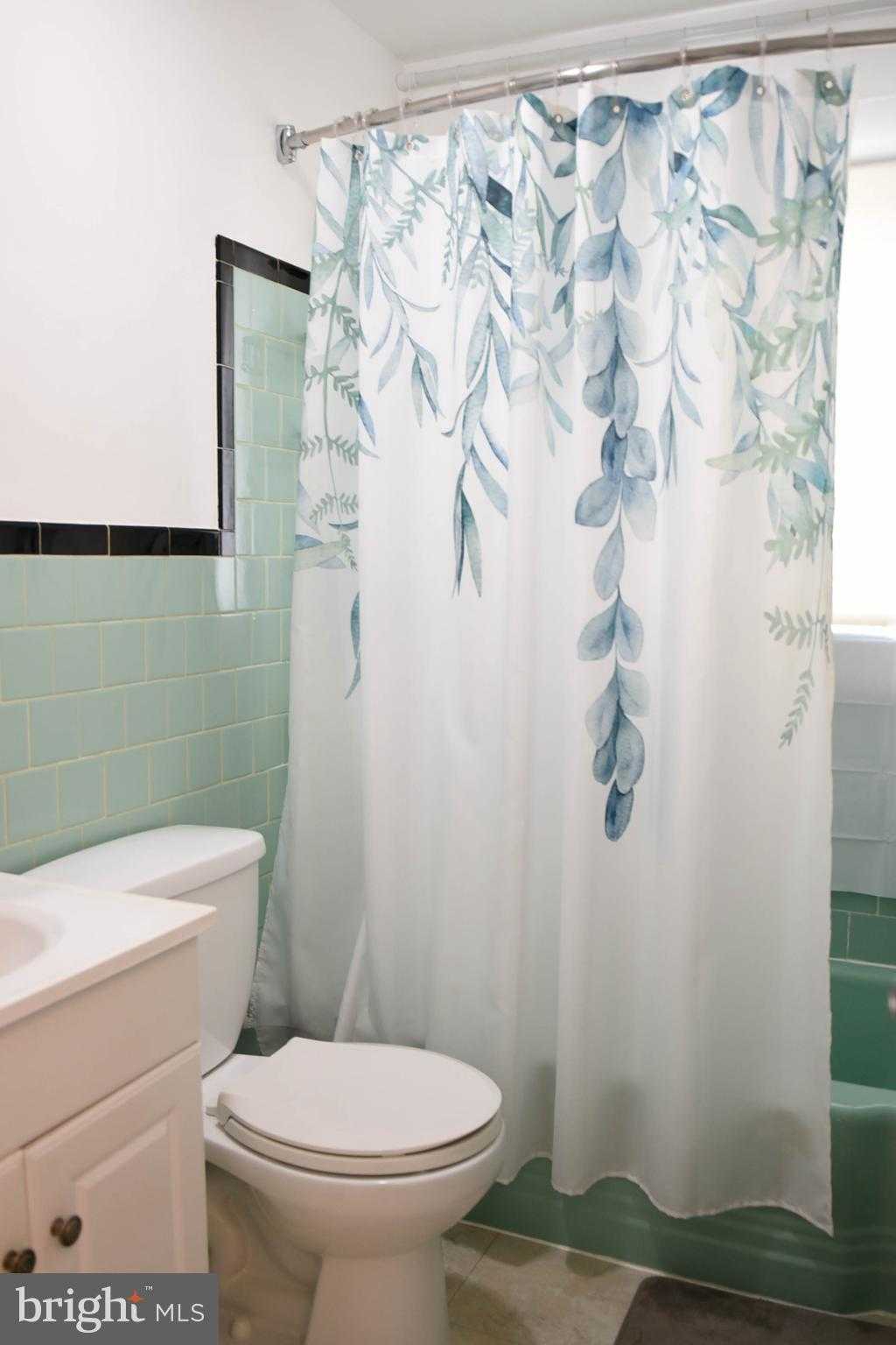 341 Walgrove Rd photo 20