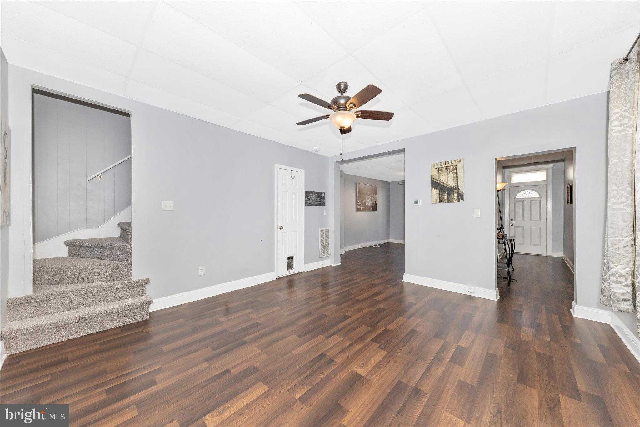 522 N Mulberry St photo 10