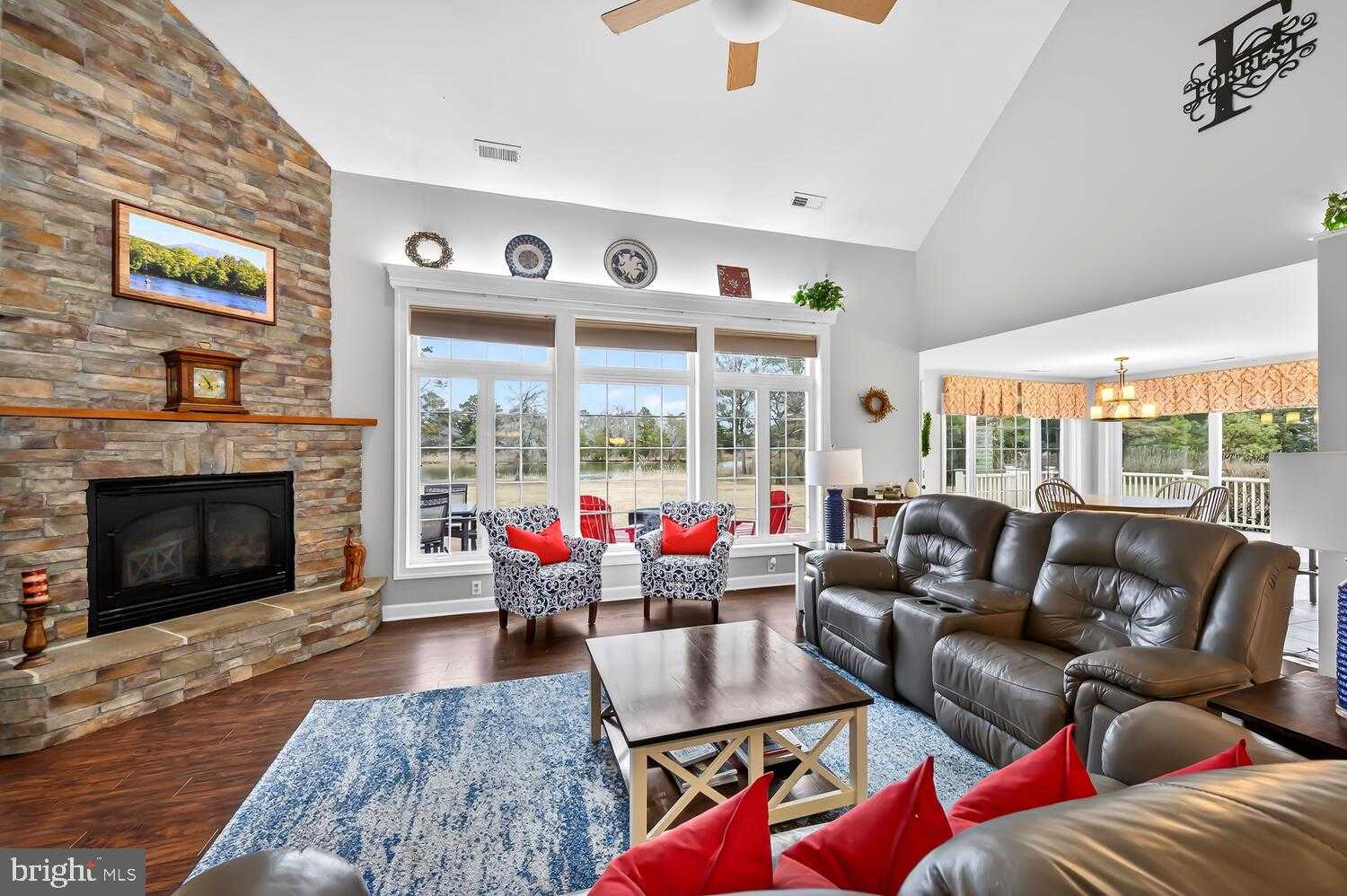 5211 Heron Rd photo 11