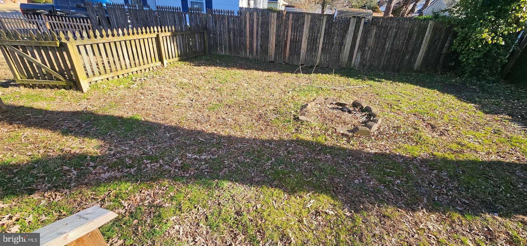 822 Springfield Cir photo 3