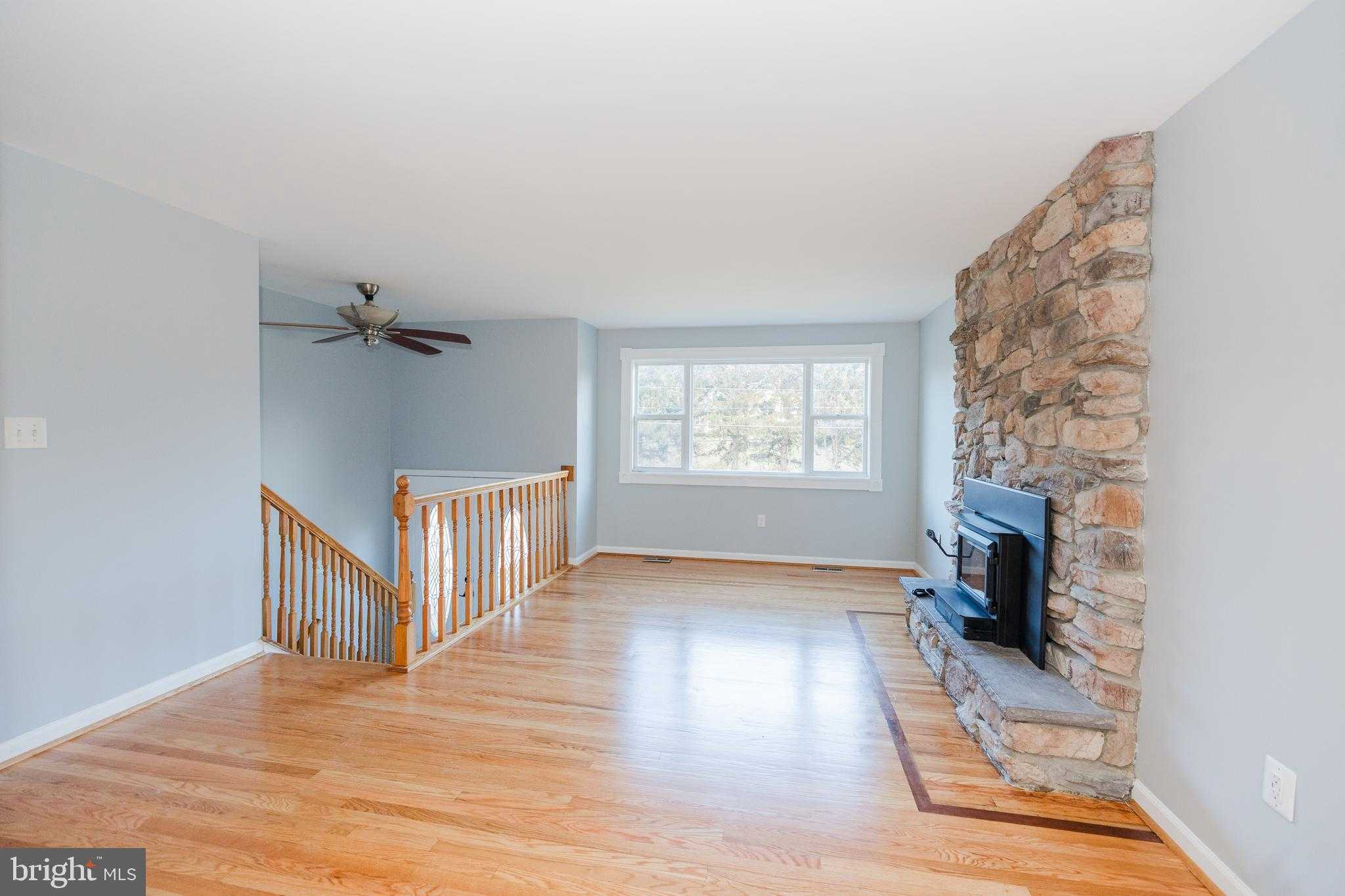 10807 Old National Pike photo 30