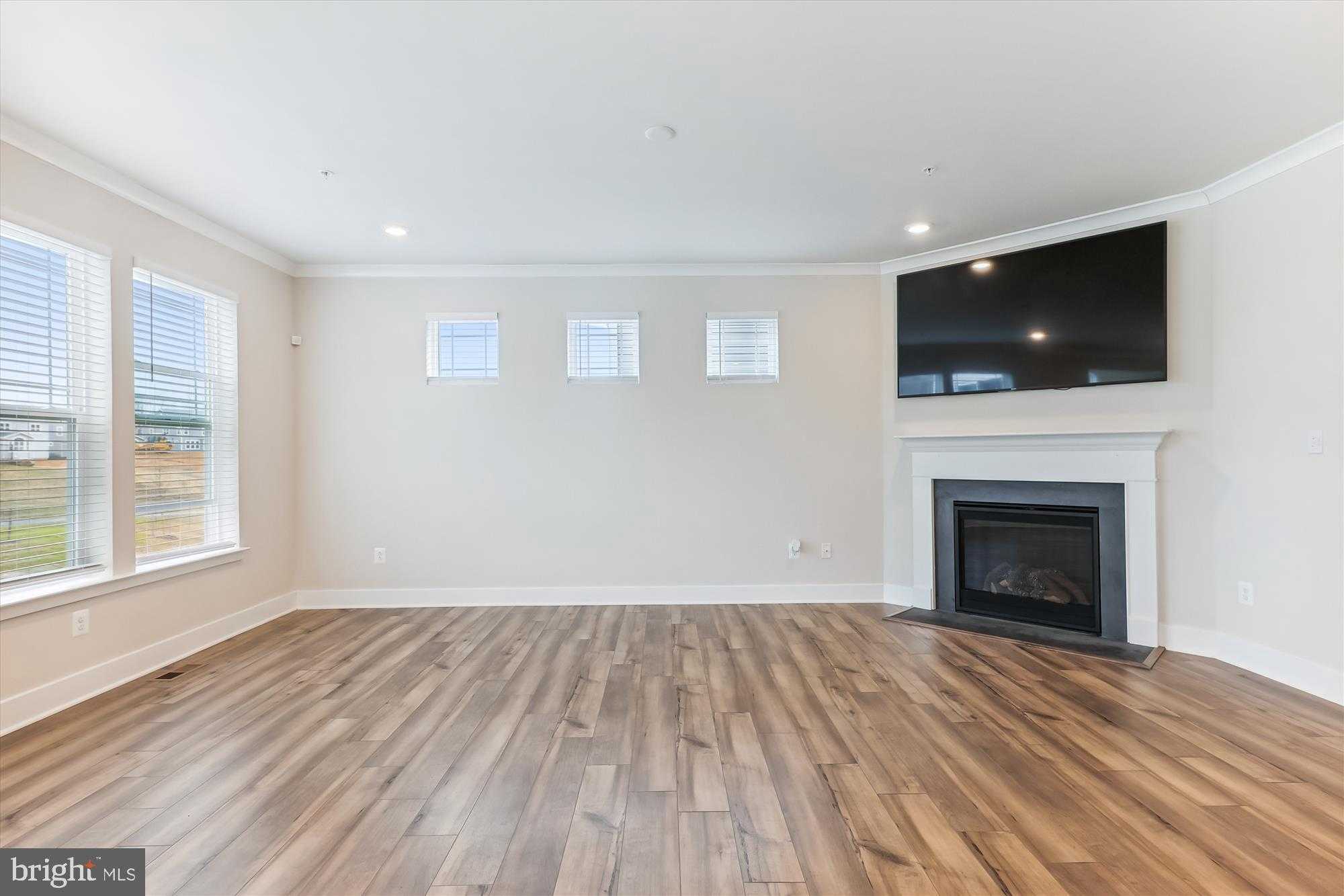 2803 Bridgewater Dr photo 9