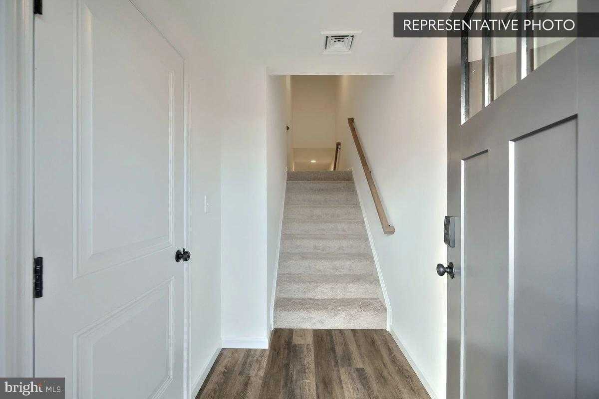 728 Fawn Way photo 3