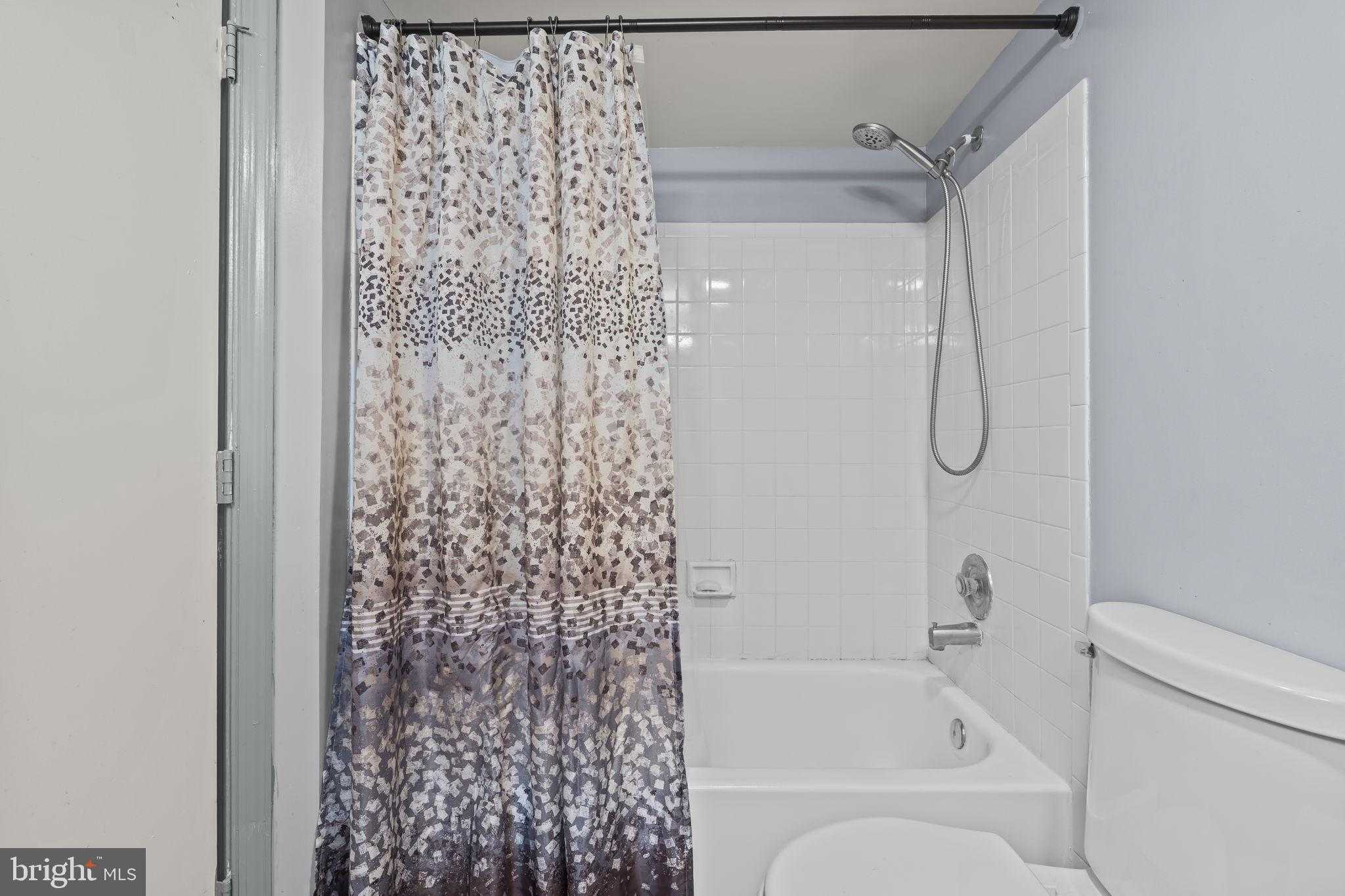 916 Westhaven Dr photo 16