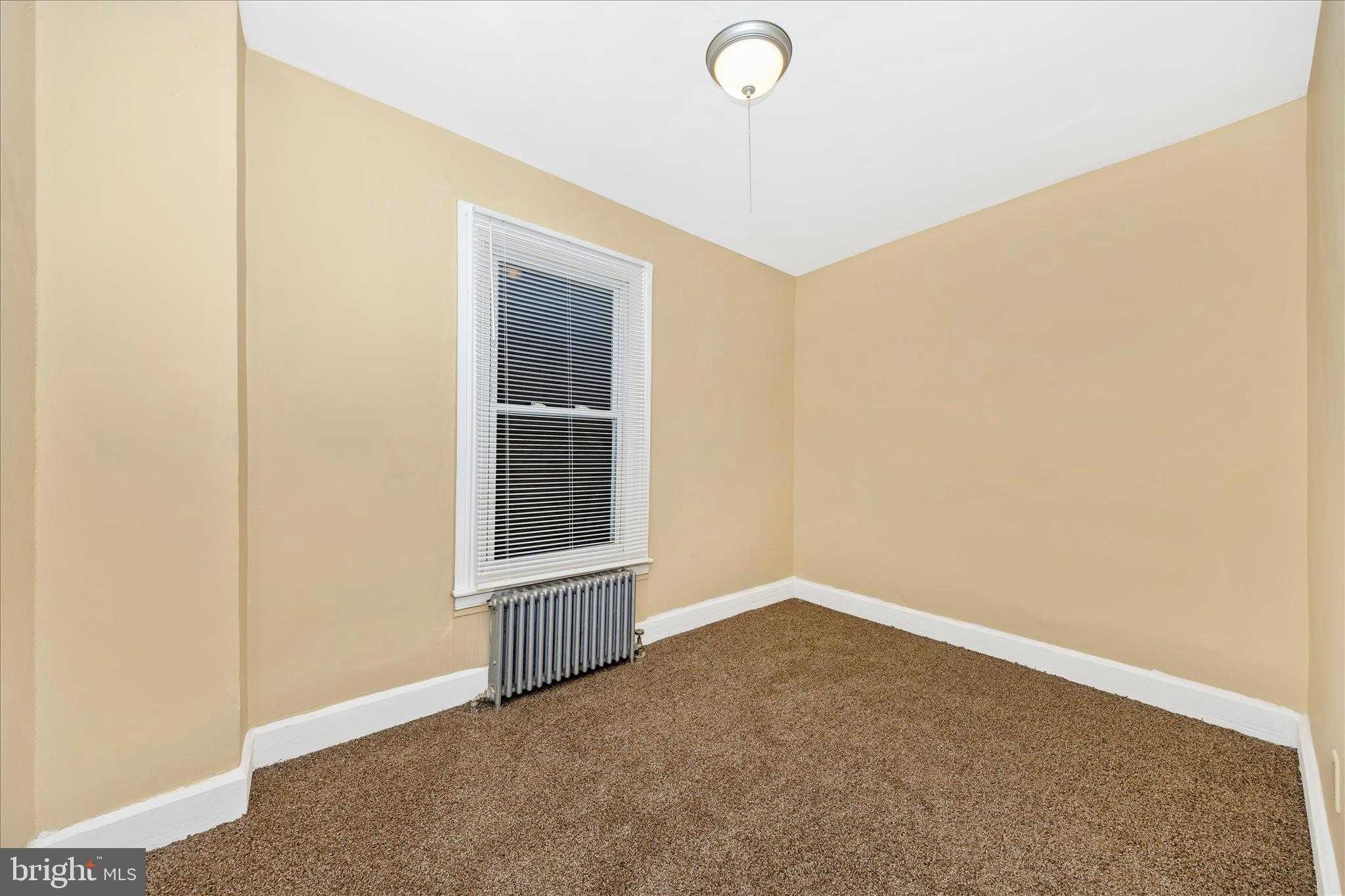 137 E Antietam St photo 24