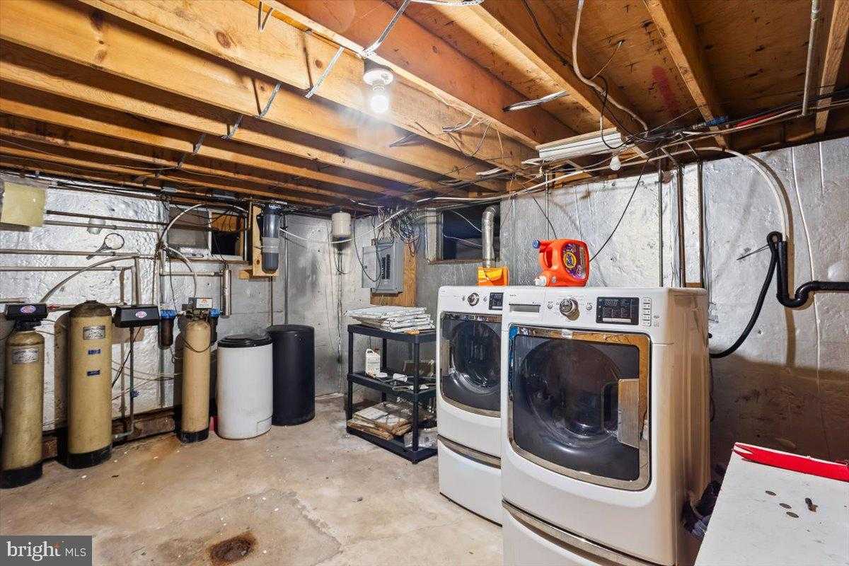 645 S 14th Ave photo 30