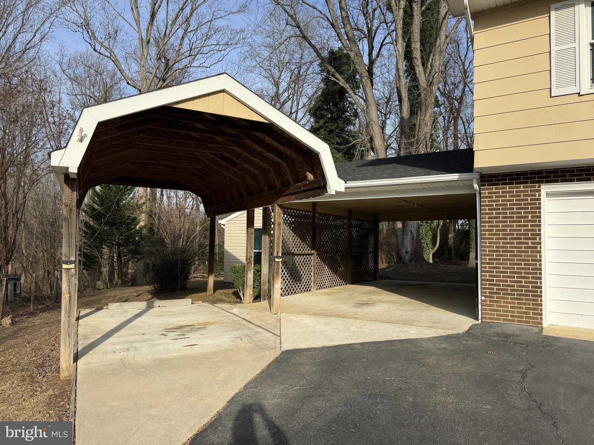 30170 Curtiss Rd photo 3