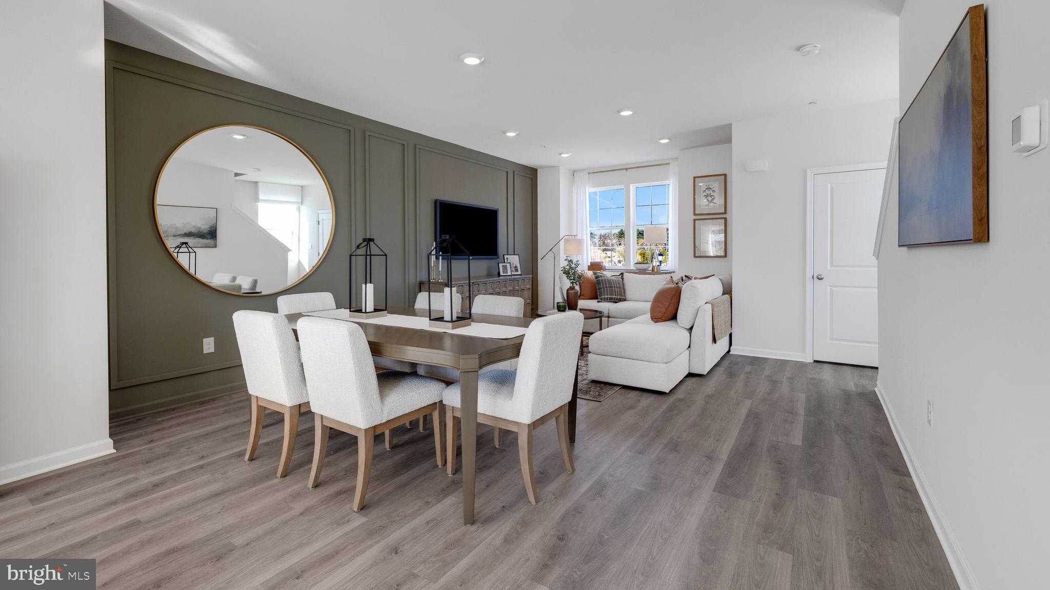 8211 Alexander Ct photo 12