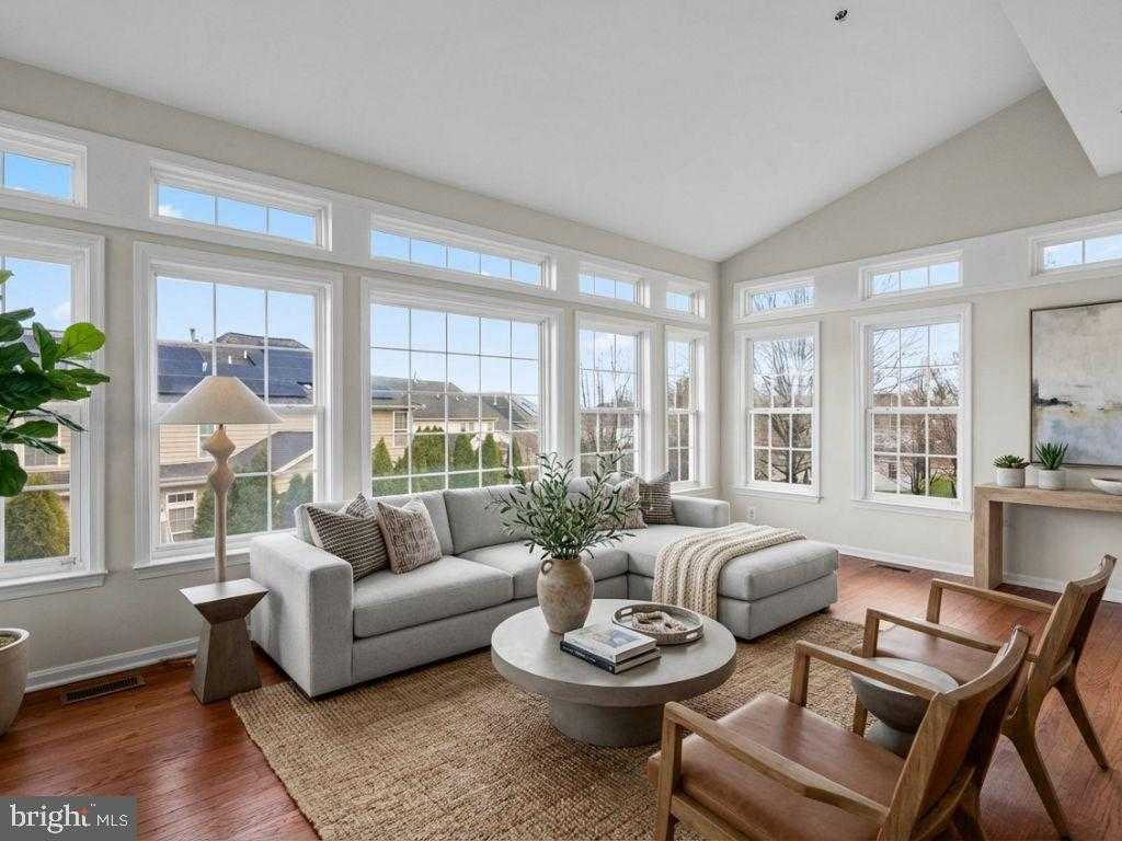 7604 Finglas CT photo 13