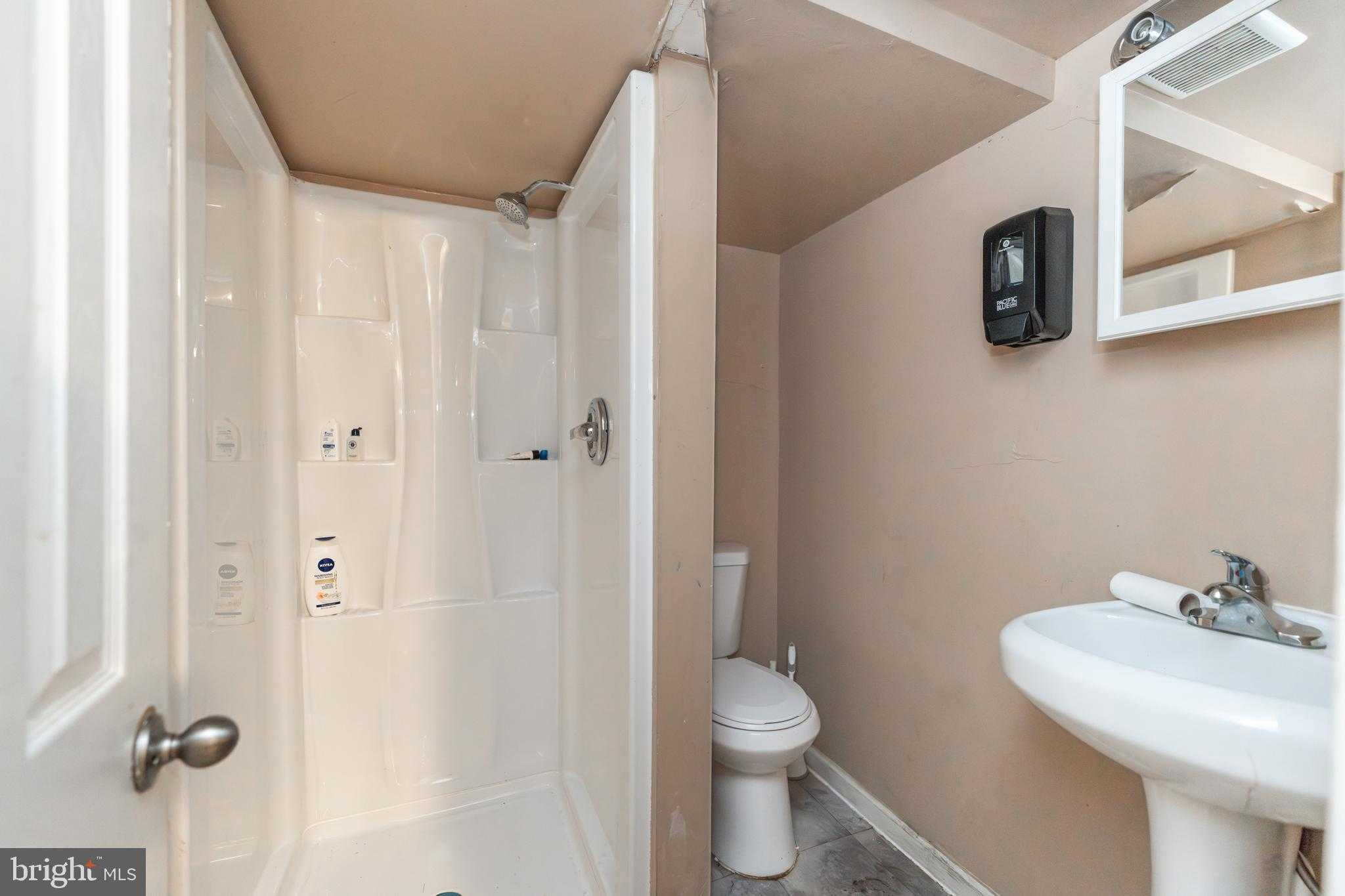 9549 Riggs Rd photo 19