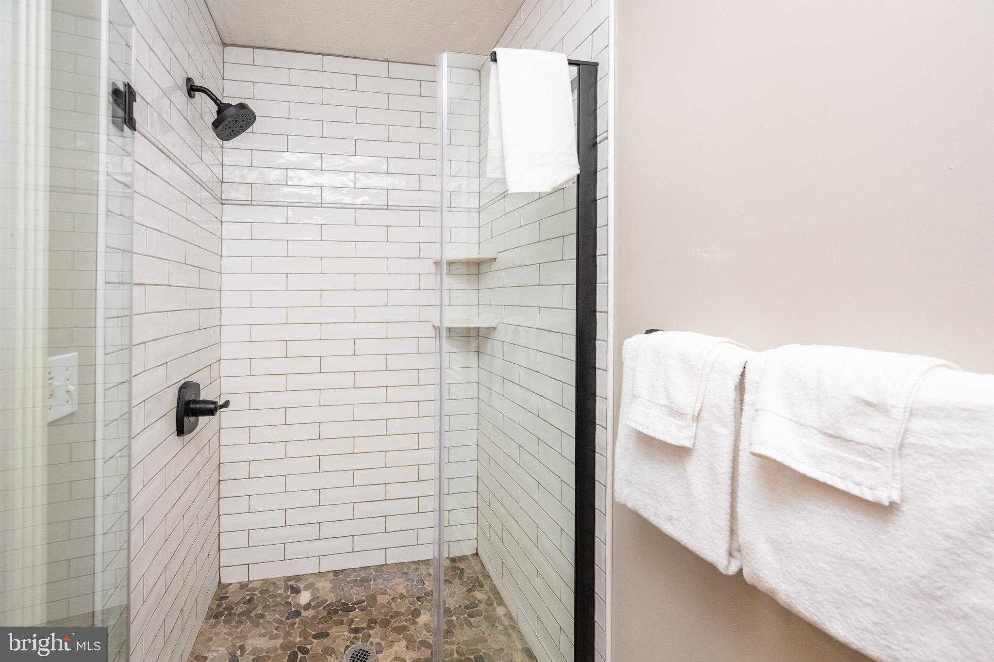 209 Glendale Rd photo 47