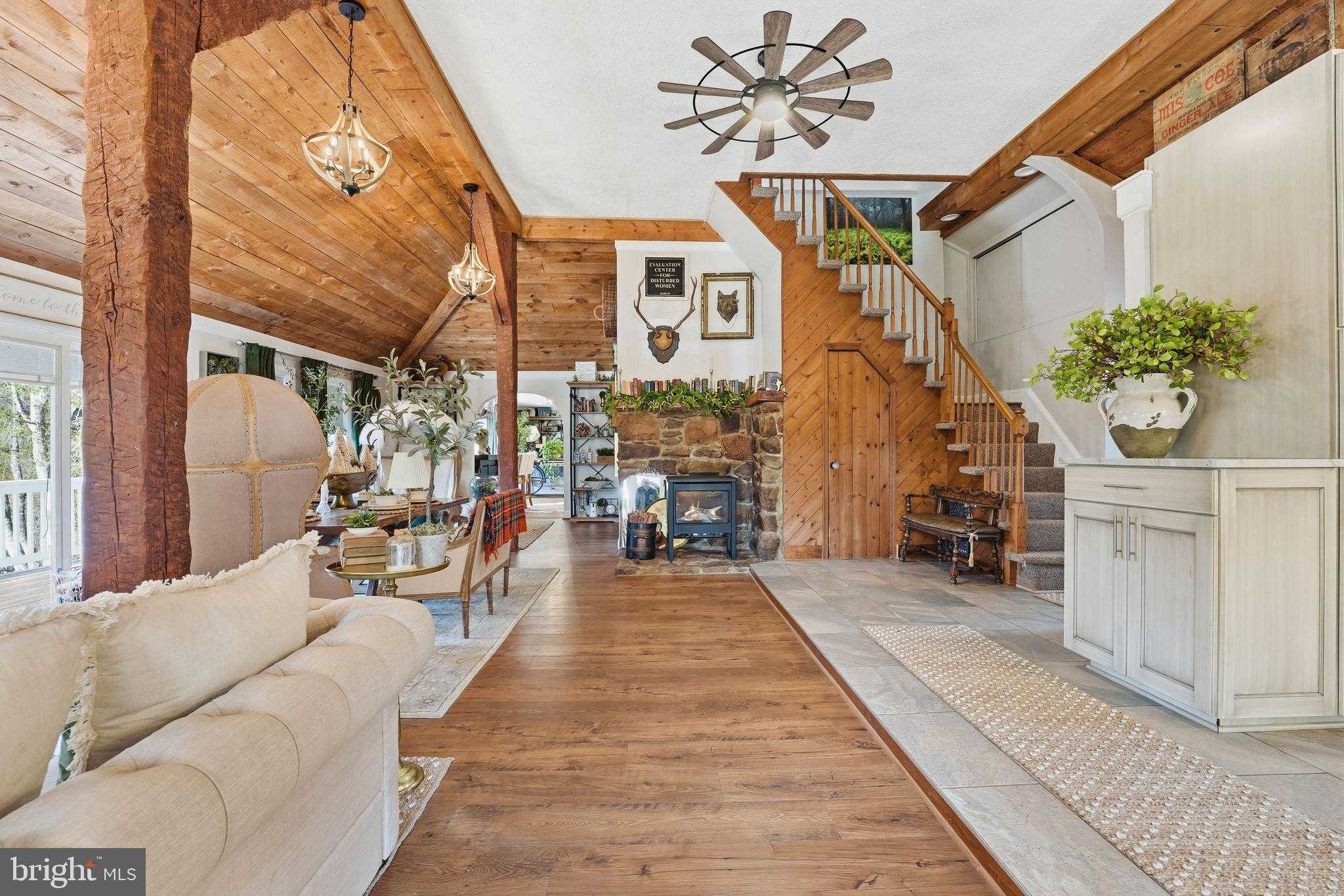 12095 Old Stillhouse Rd photo 17