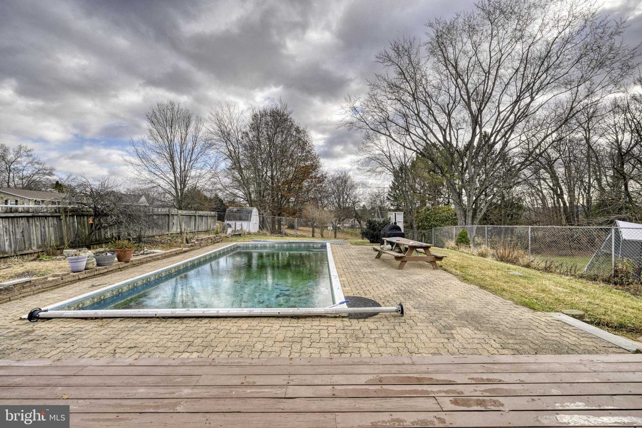 3500 Lawndale Rd E photo 30