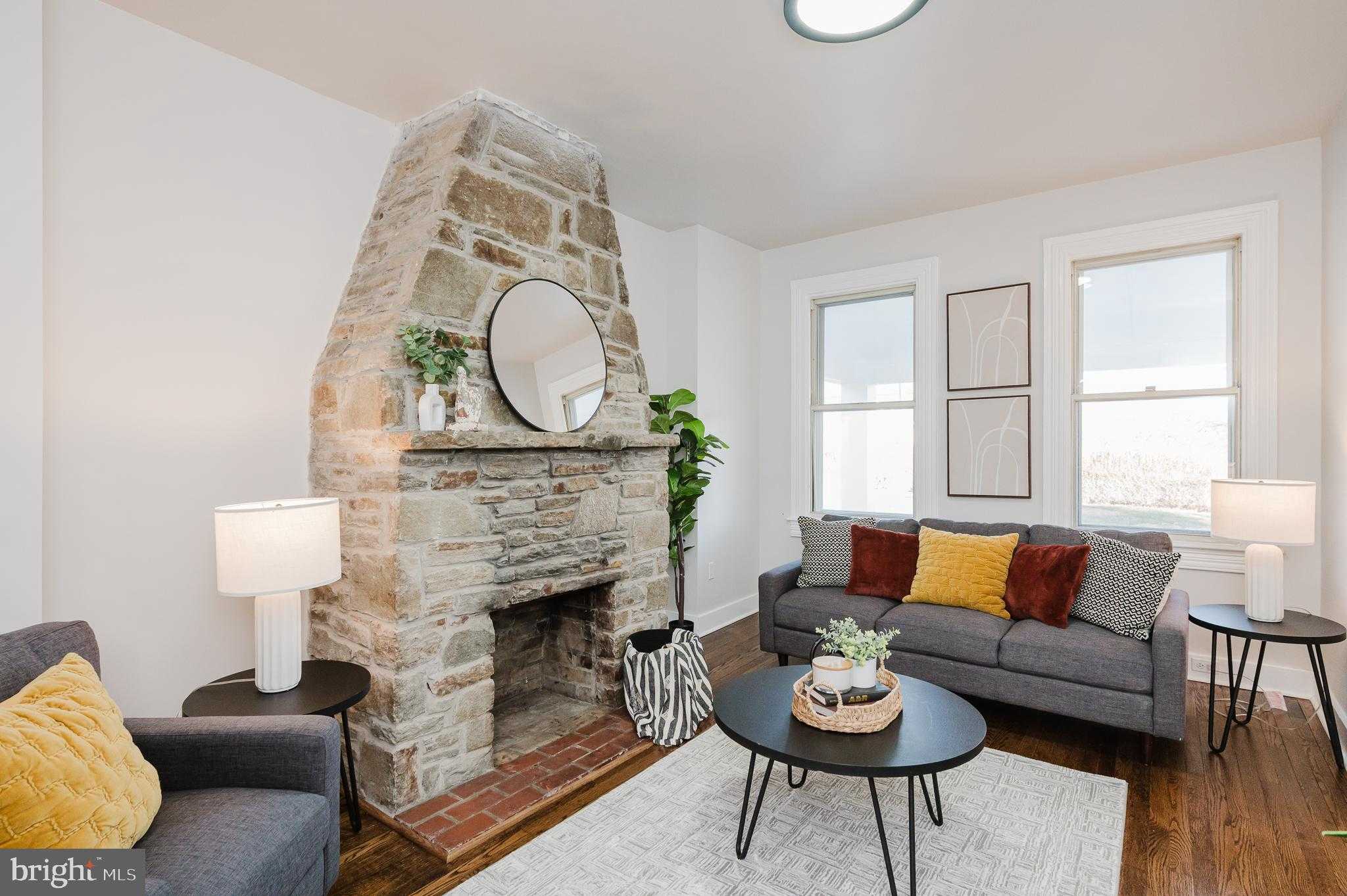 16506 Dubbs Rd photo 4