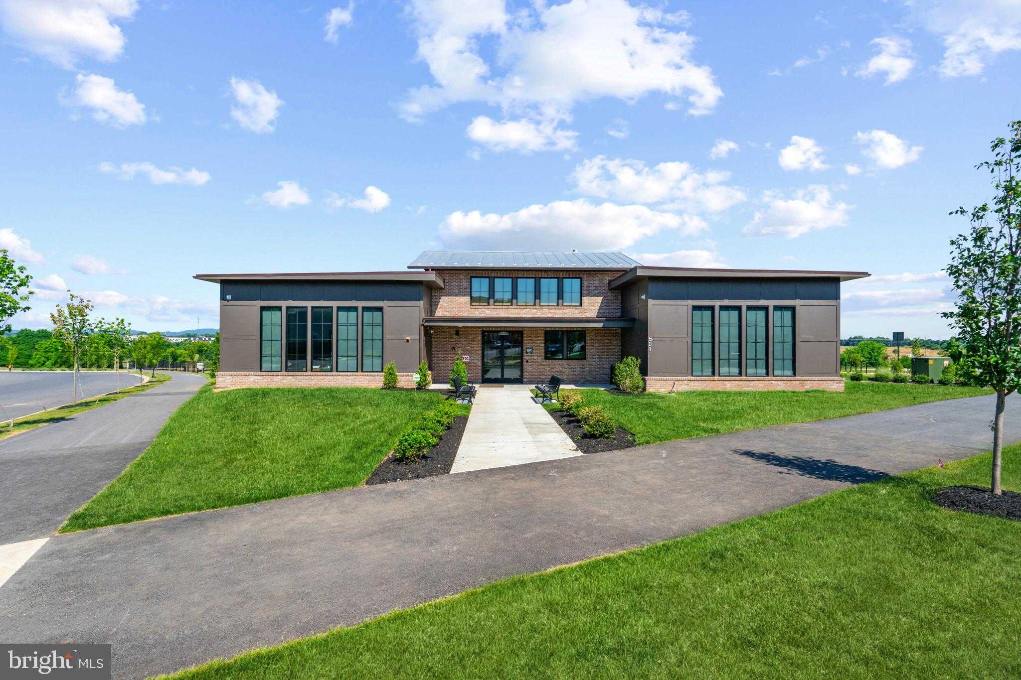 459 Ensemble Way photo 33