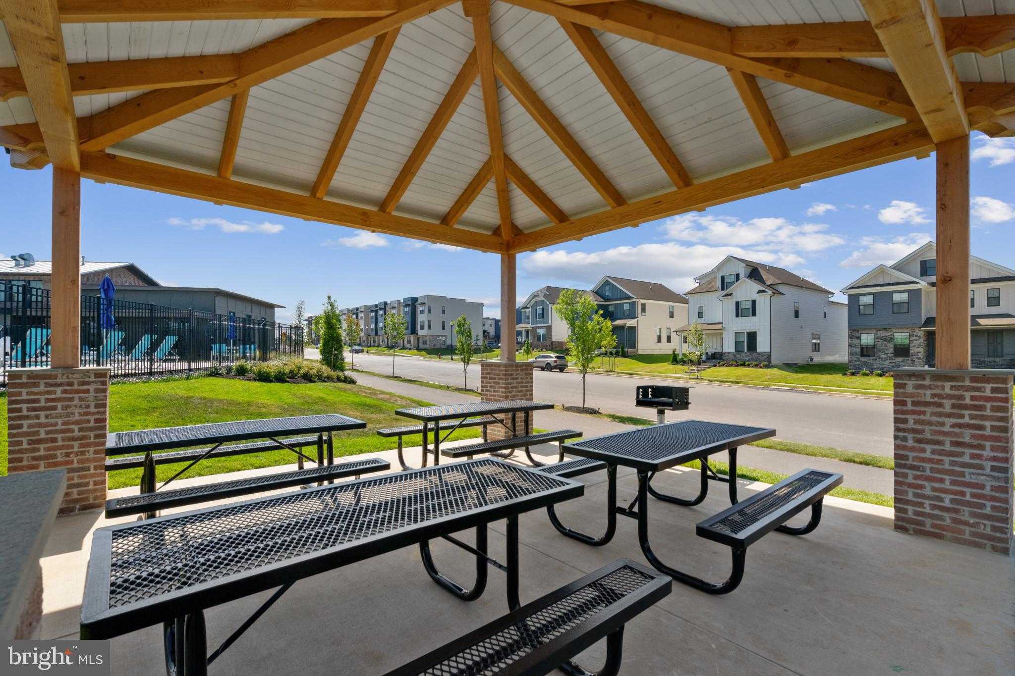 459 Ensemble Way photo 39