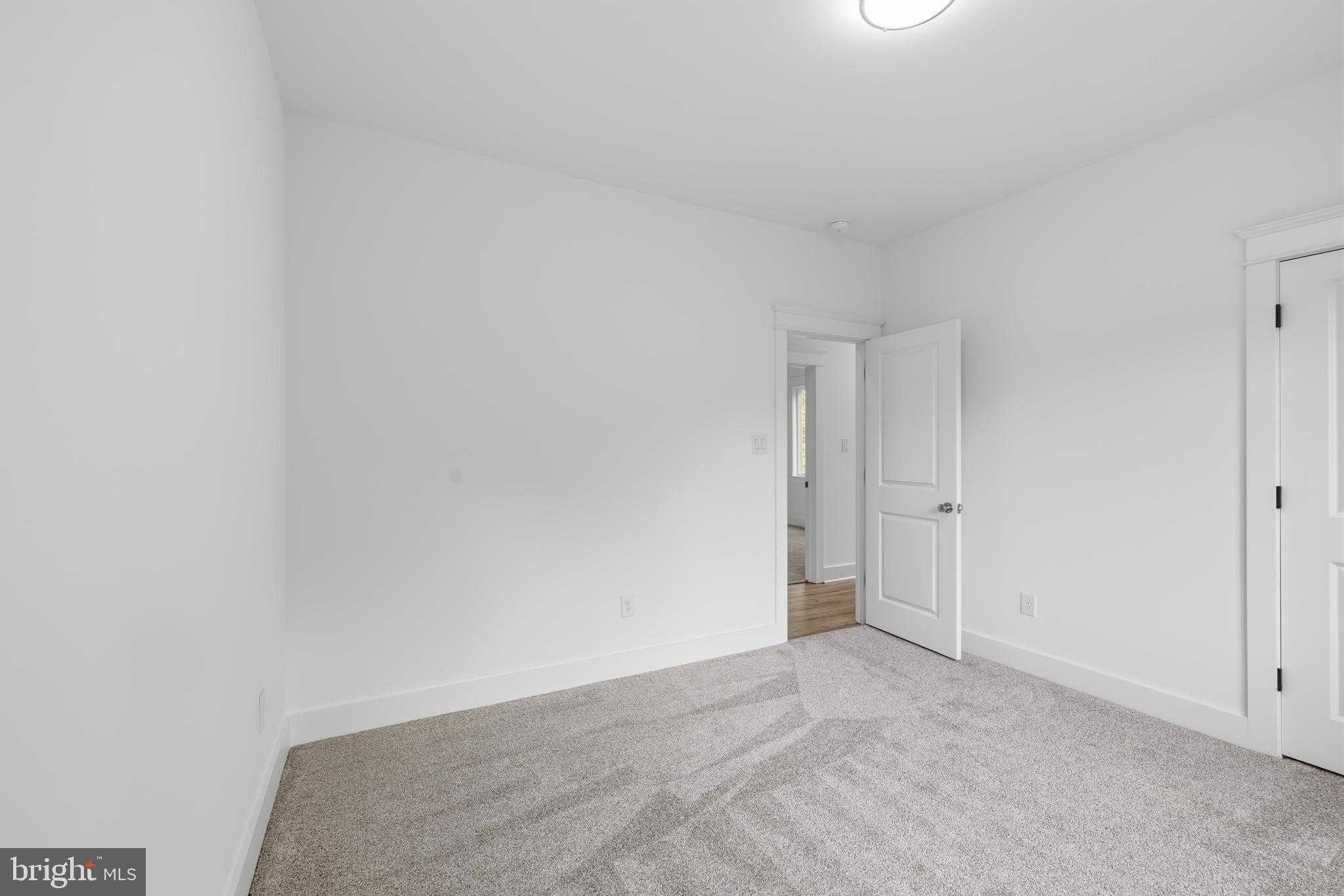 515 Noahs Landing Dr photo 30