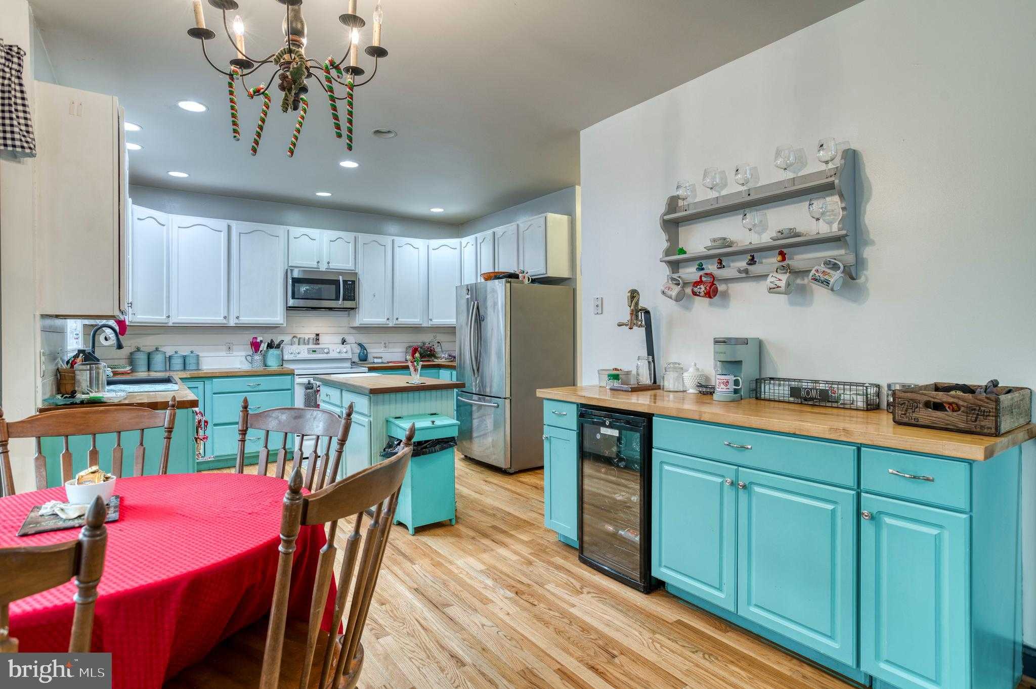 14100 Chesterfield Ln photo 16