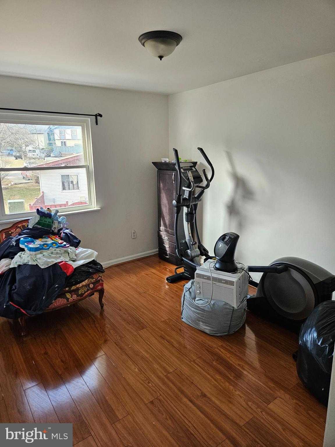 76 Nina CT # 207 photo 9