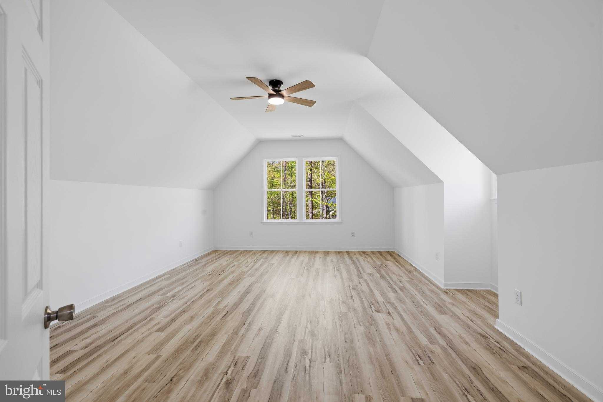 639 Noahs Landing Dr photo 25