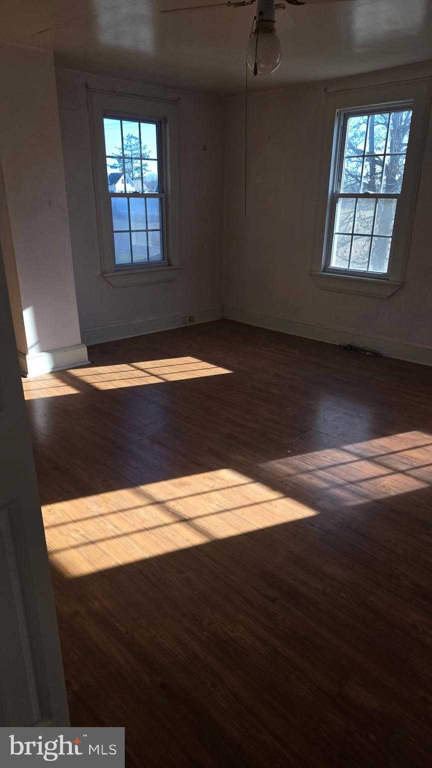 1059 Frenchtown Rd photo 16