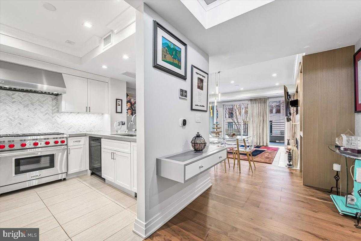 4901 Hampden Ln Unit 205 photo 8