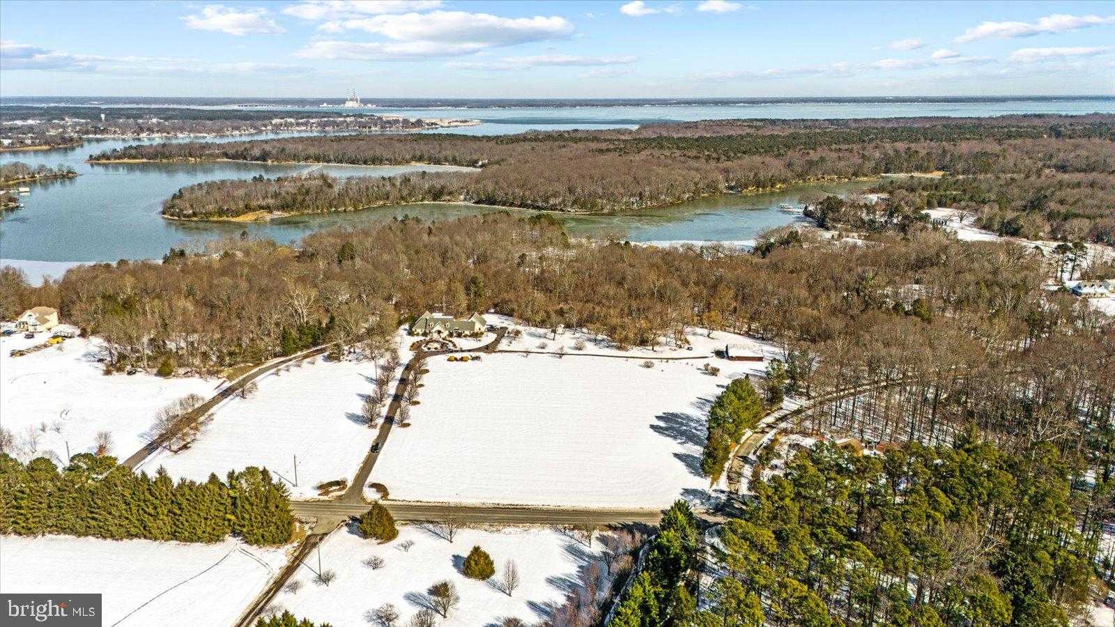 8071 Windsor Dr photo 79