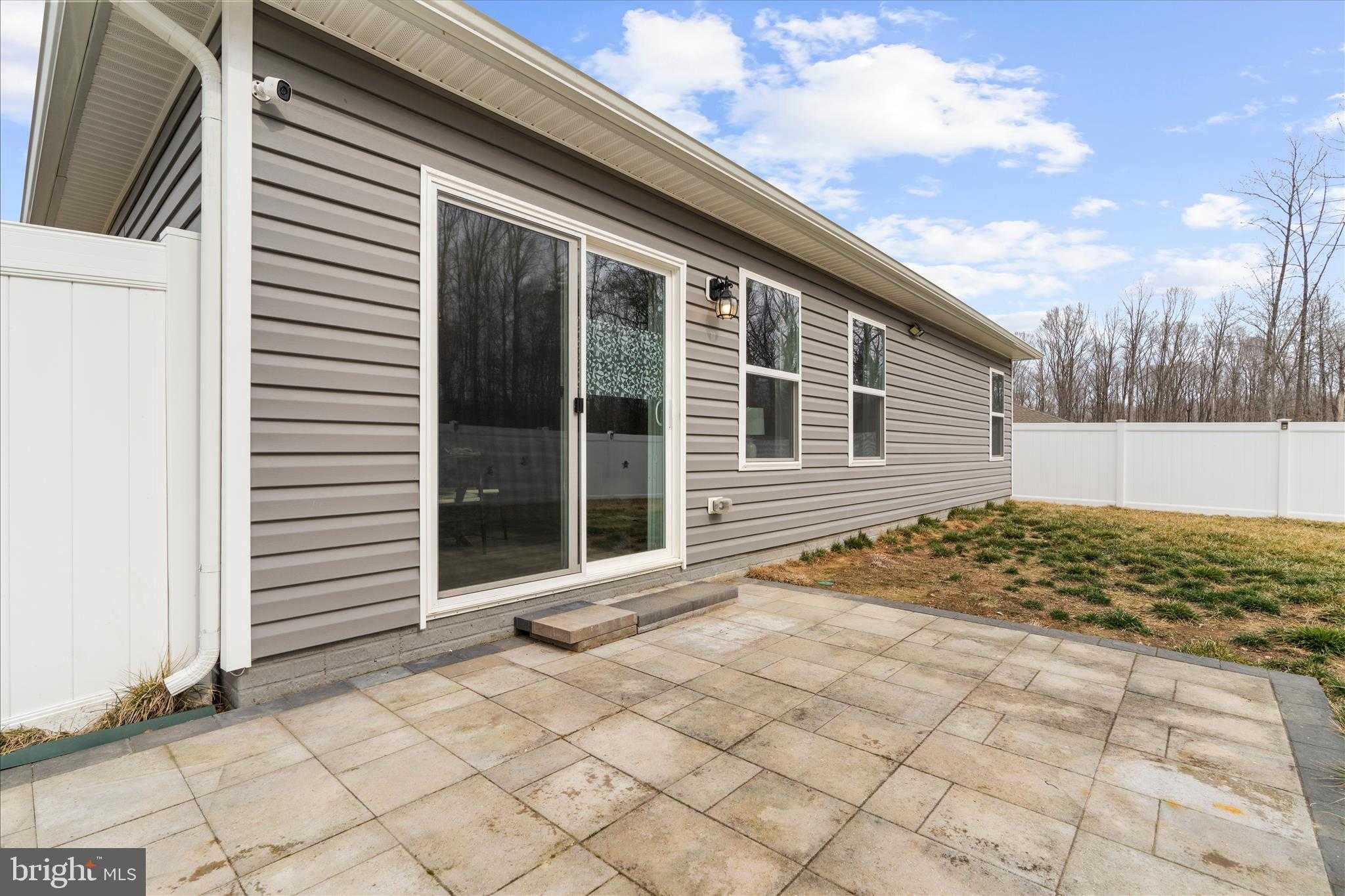 367 Forest Edge Ave photo 35