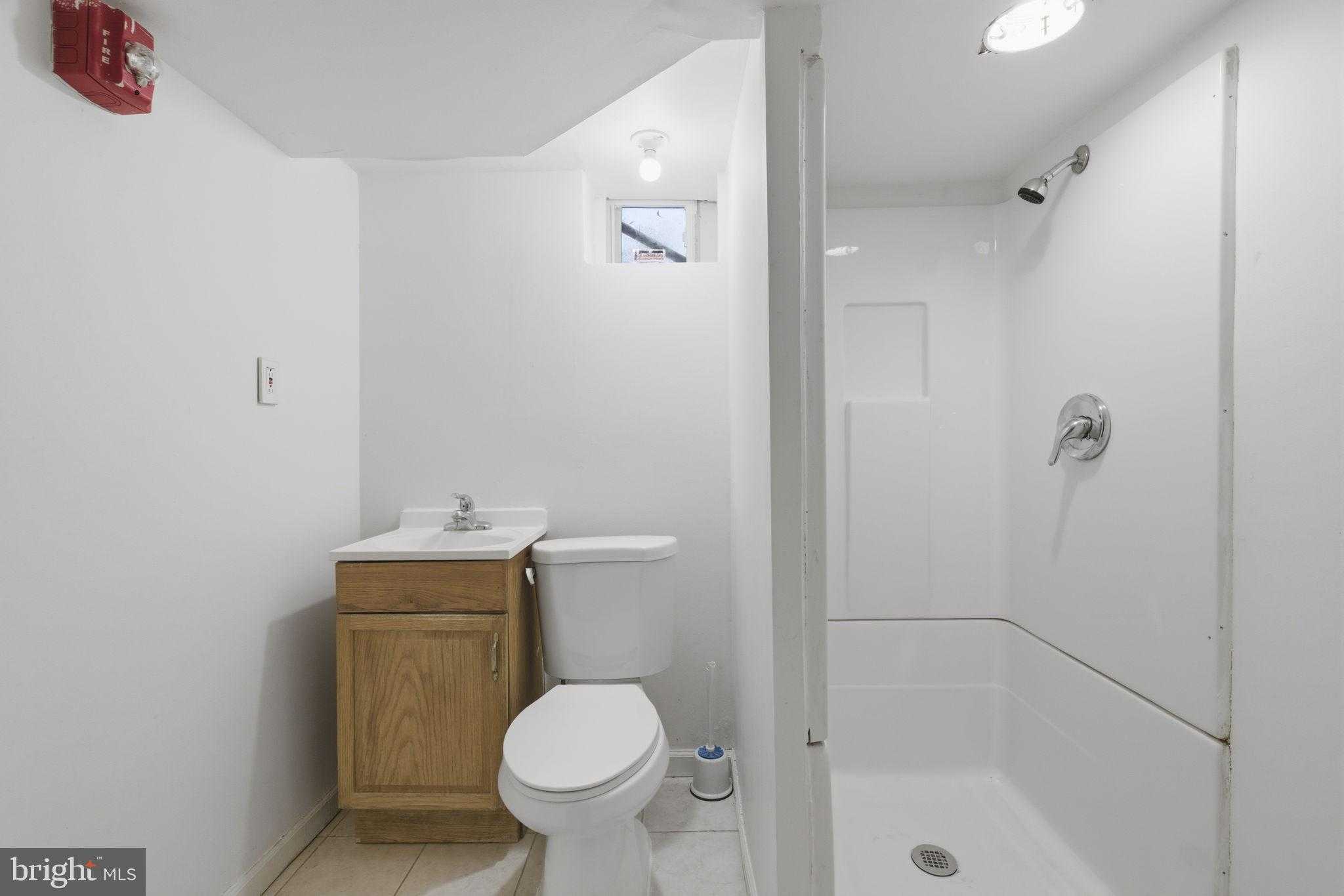 2600 Chesley Ave photo 19