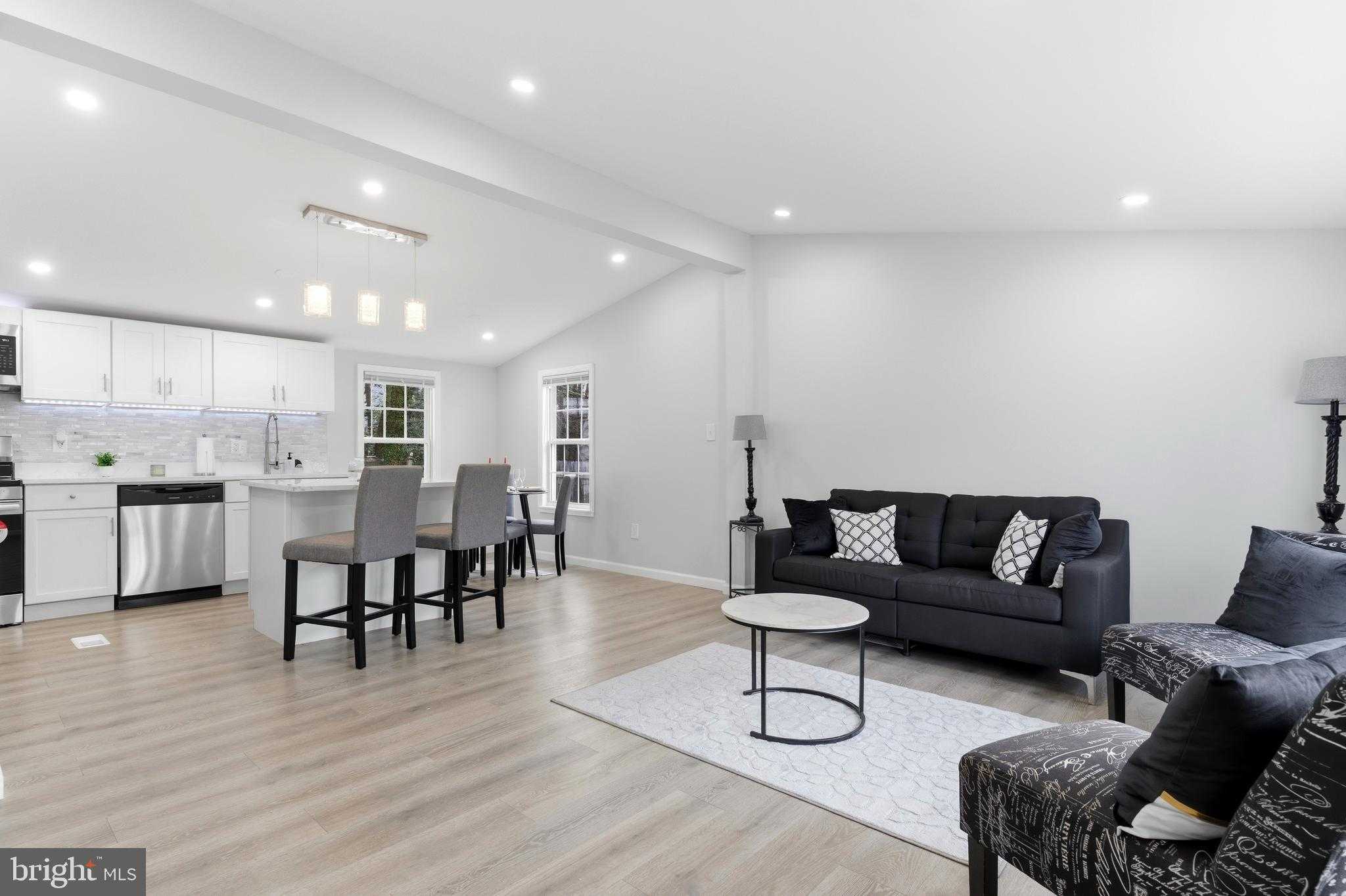 21514 Forest Run Dr photo 14