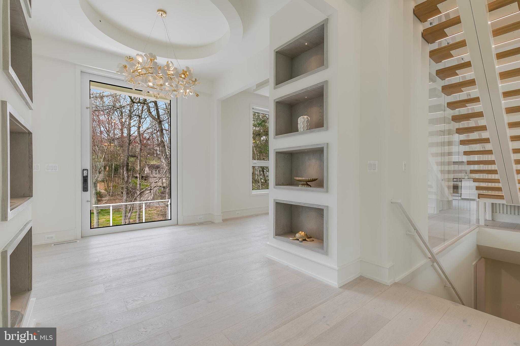 8757 Brook Rd photo 6