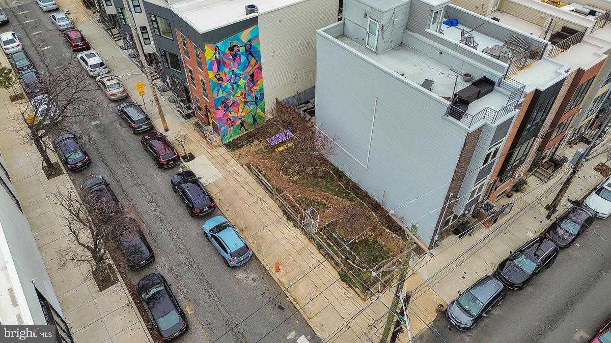 1407 N Howard St photo 7