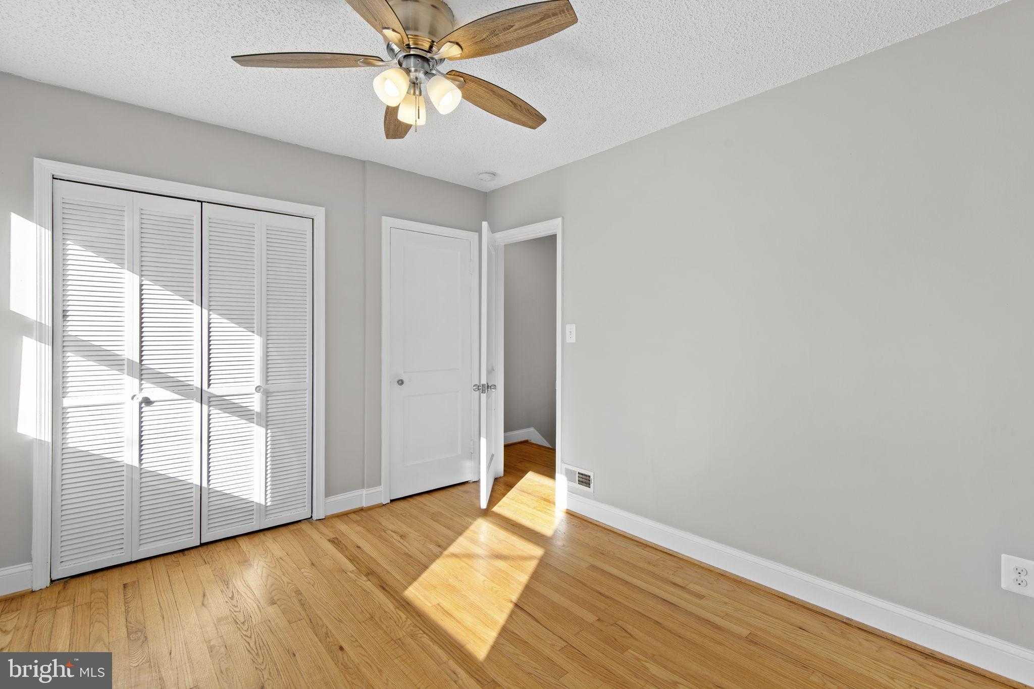 7571 Westfield Rd photo 8