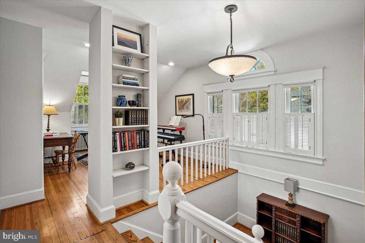 310 N View Ter photo 46