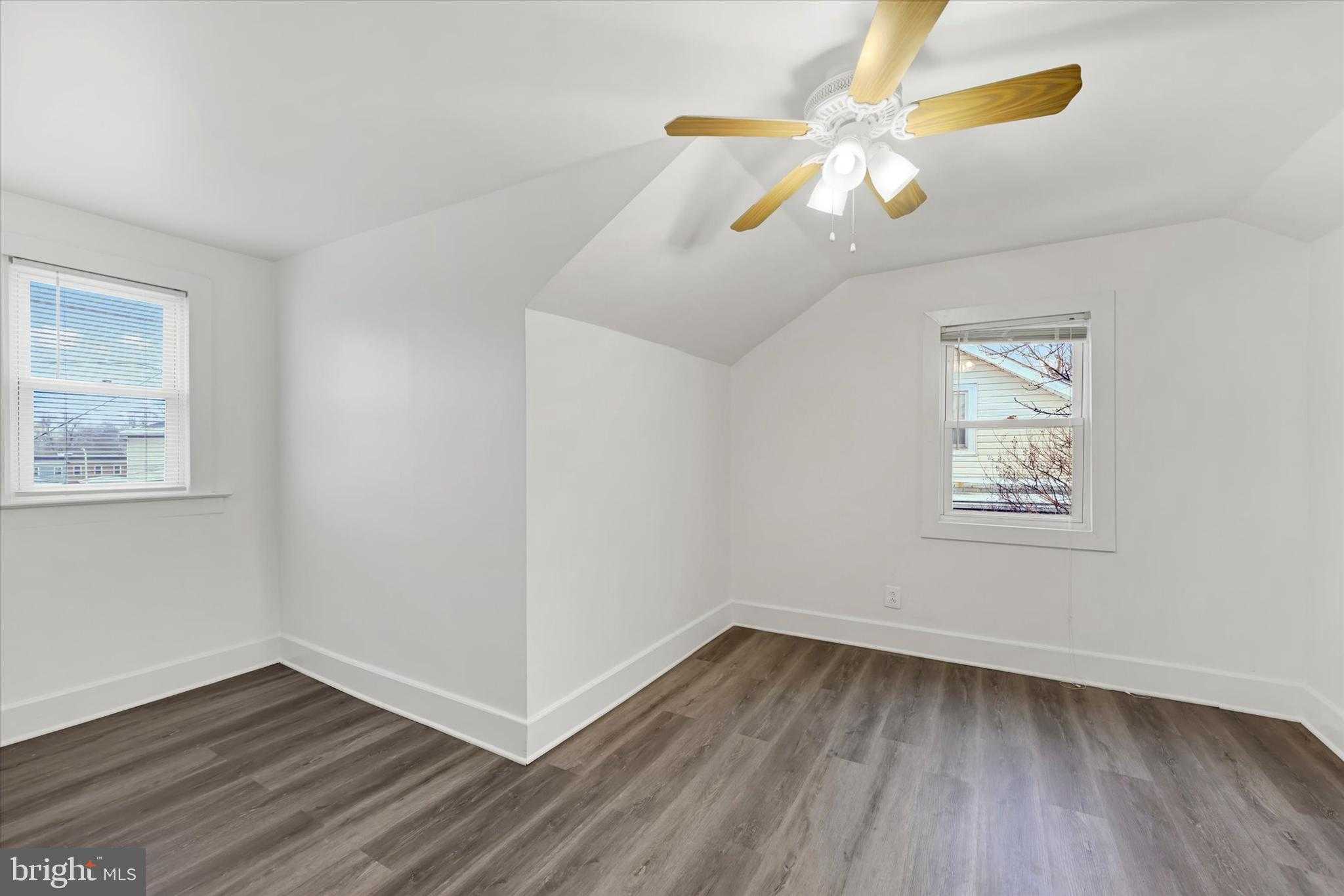 4609 Asbury Ave photo 20