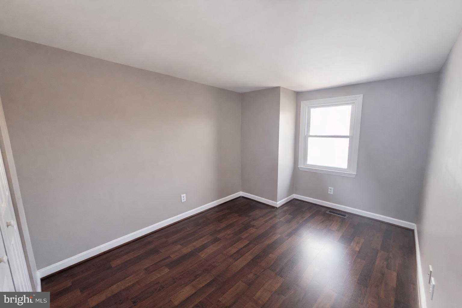 24 Lerner CT # 32h photo 17