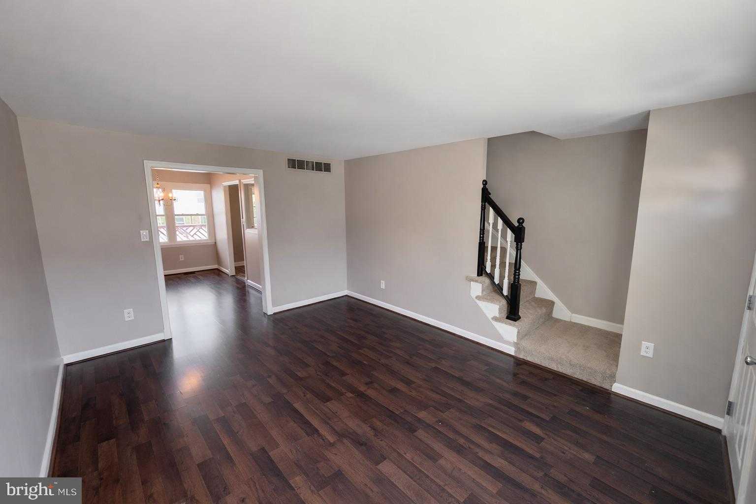 24 Lerner CT # 32h photo 4