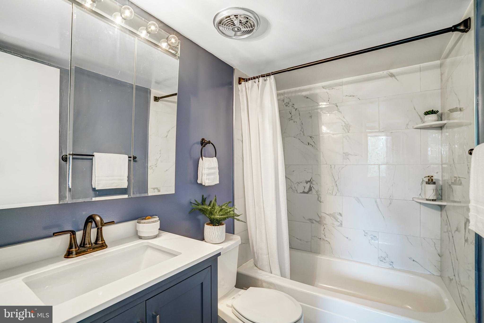 2118 S Quincy St # 1 photo 32