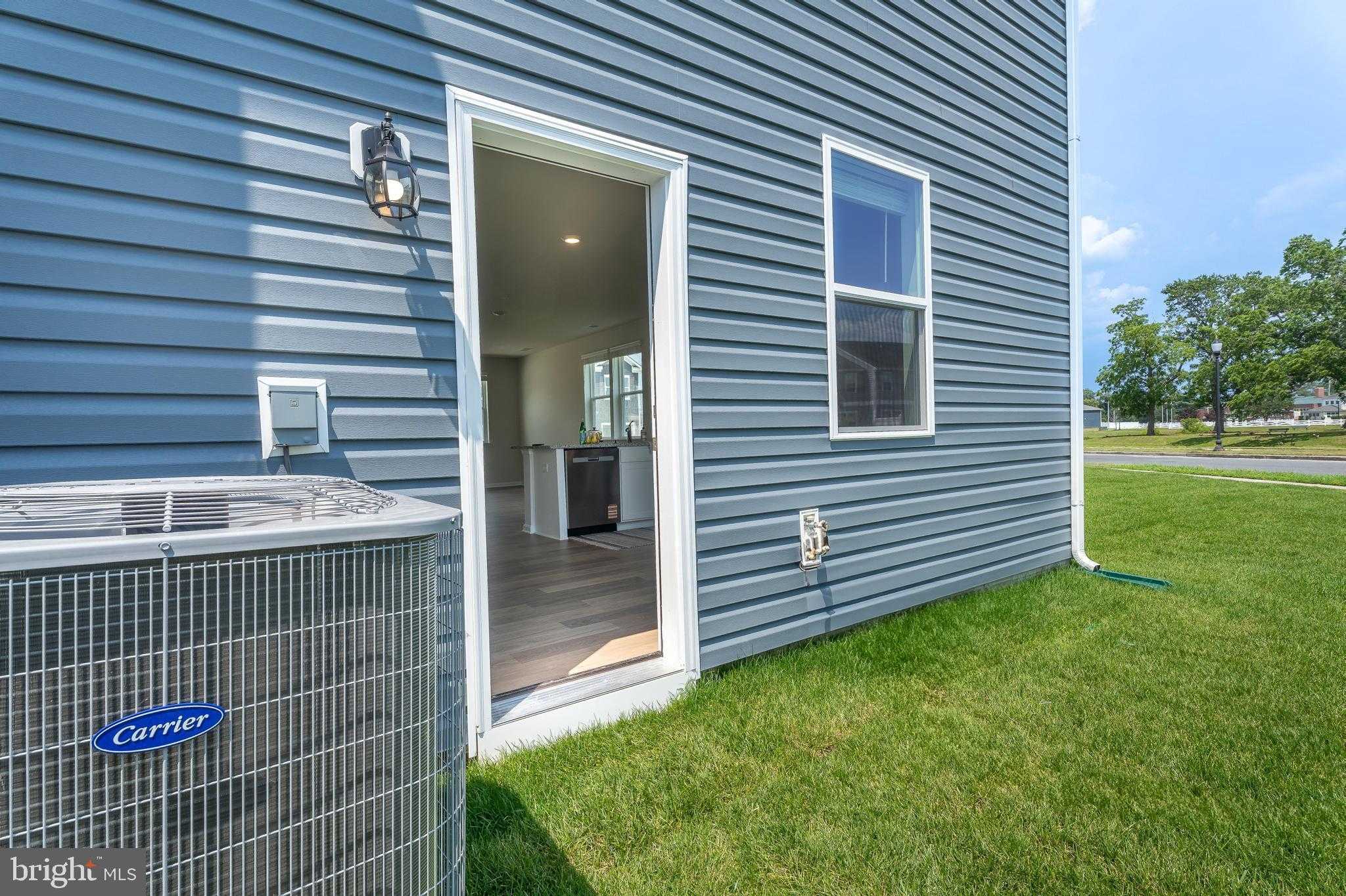 1408 Sugarplum Ln photo 8