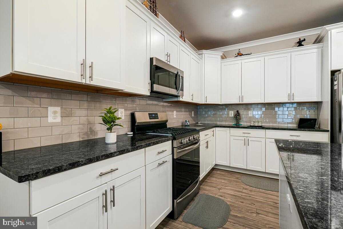 10618 Mount Rainier Pl photo 10