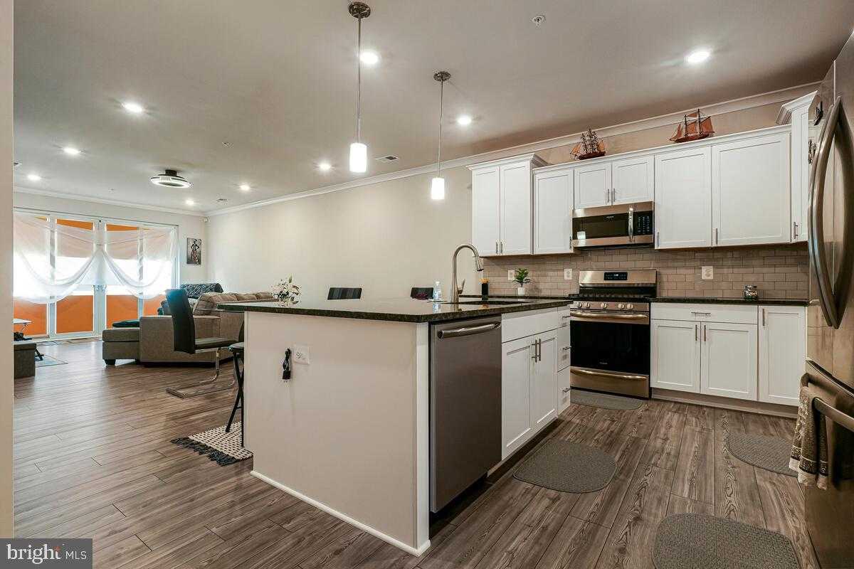 10618 Mount Rainier Pl photo 11