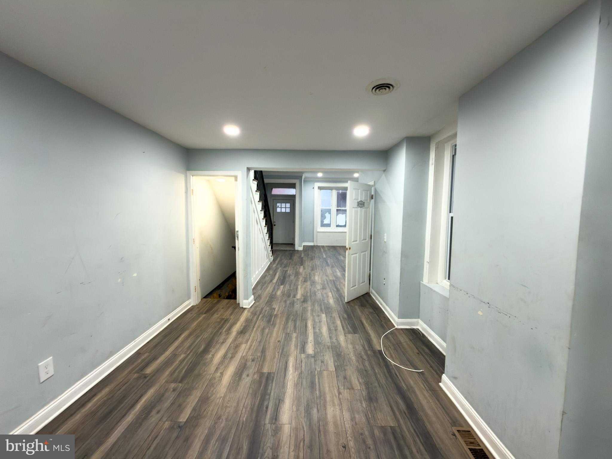 1848 N 27th St photo 11