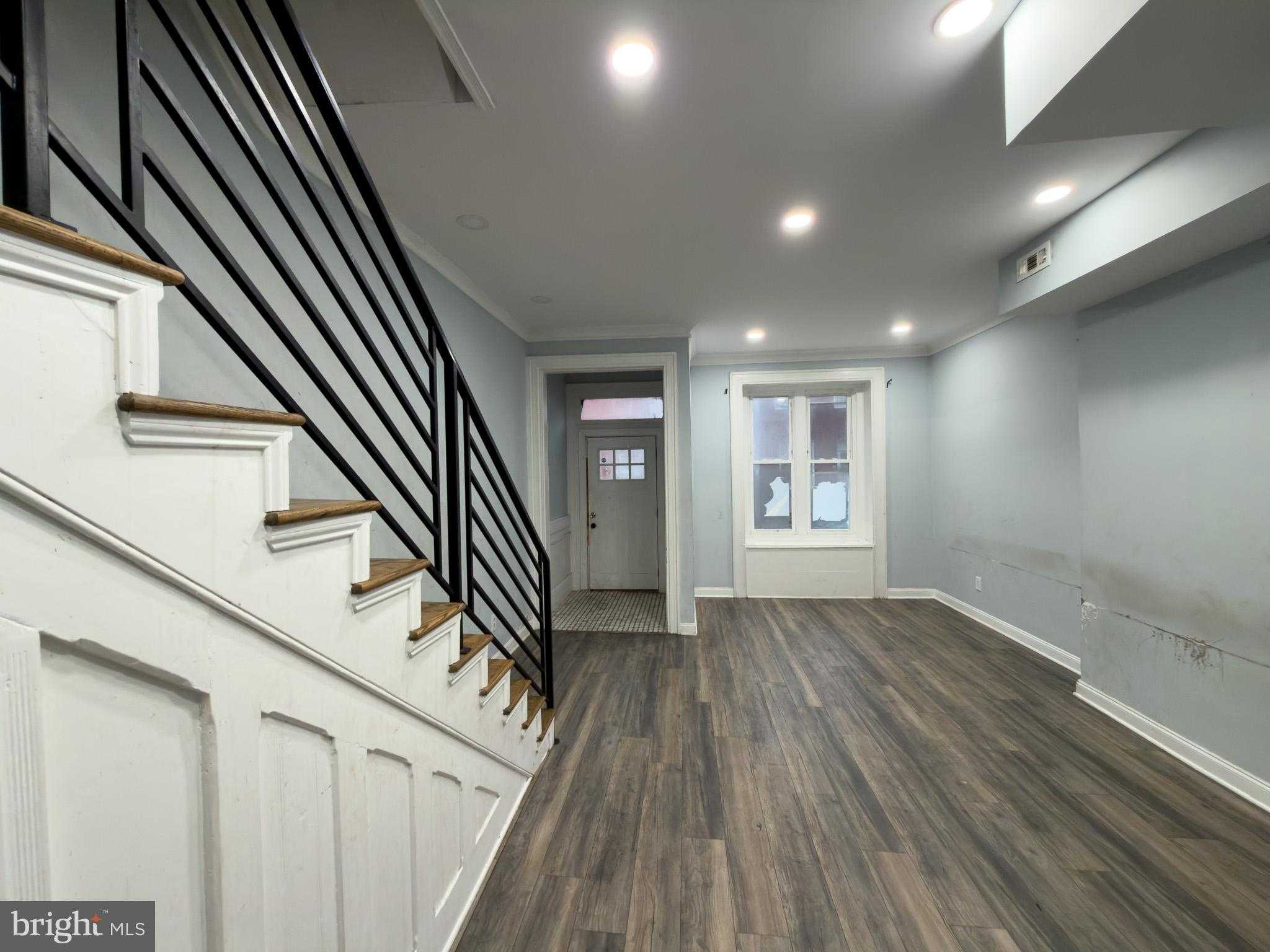 1848 N 27th St photo 4