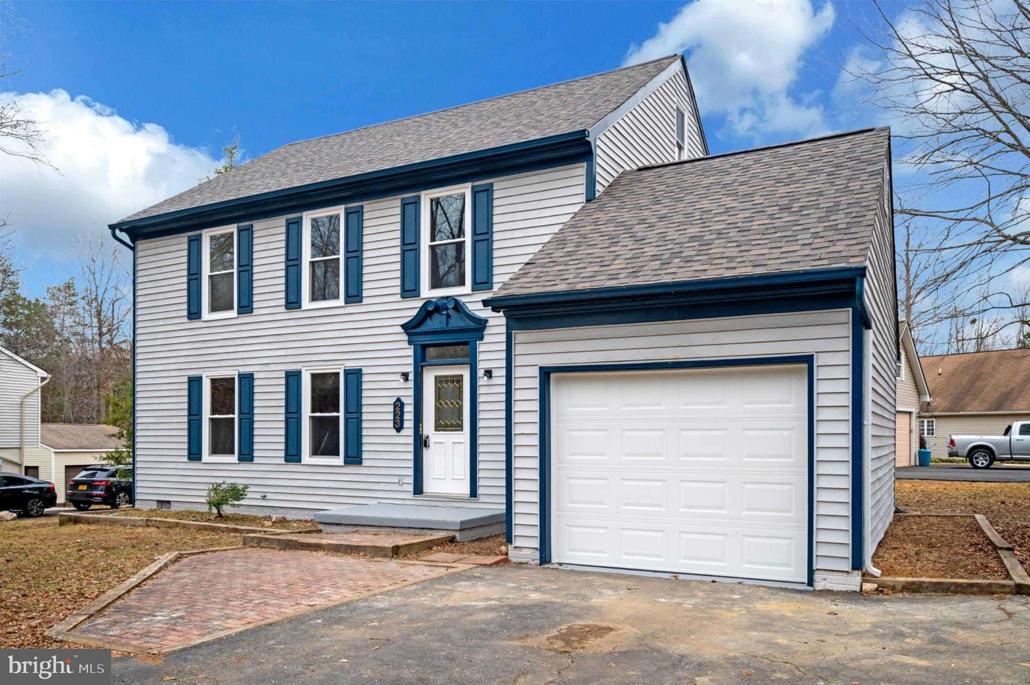 223 Spotswood Rd photo 3