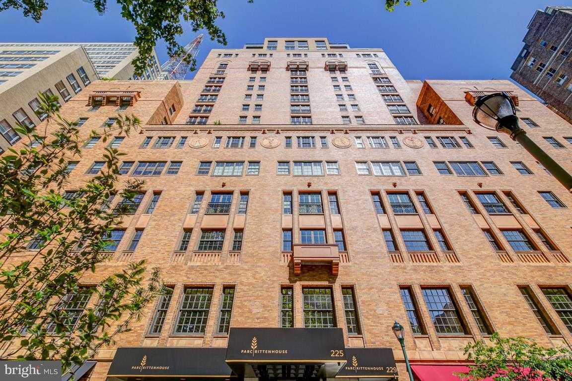 219 S 18th St # 704 photo 23