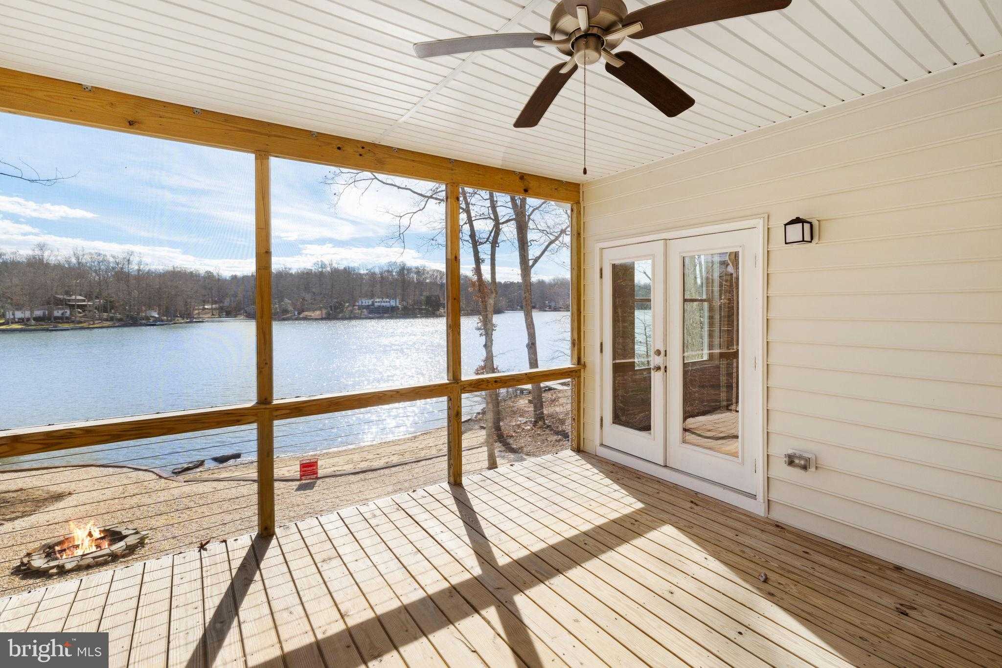 401 Land OR Dr photo 13