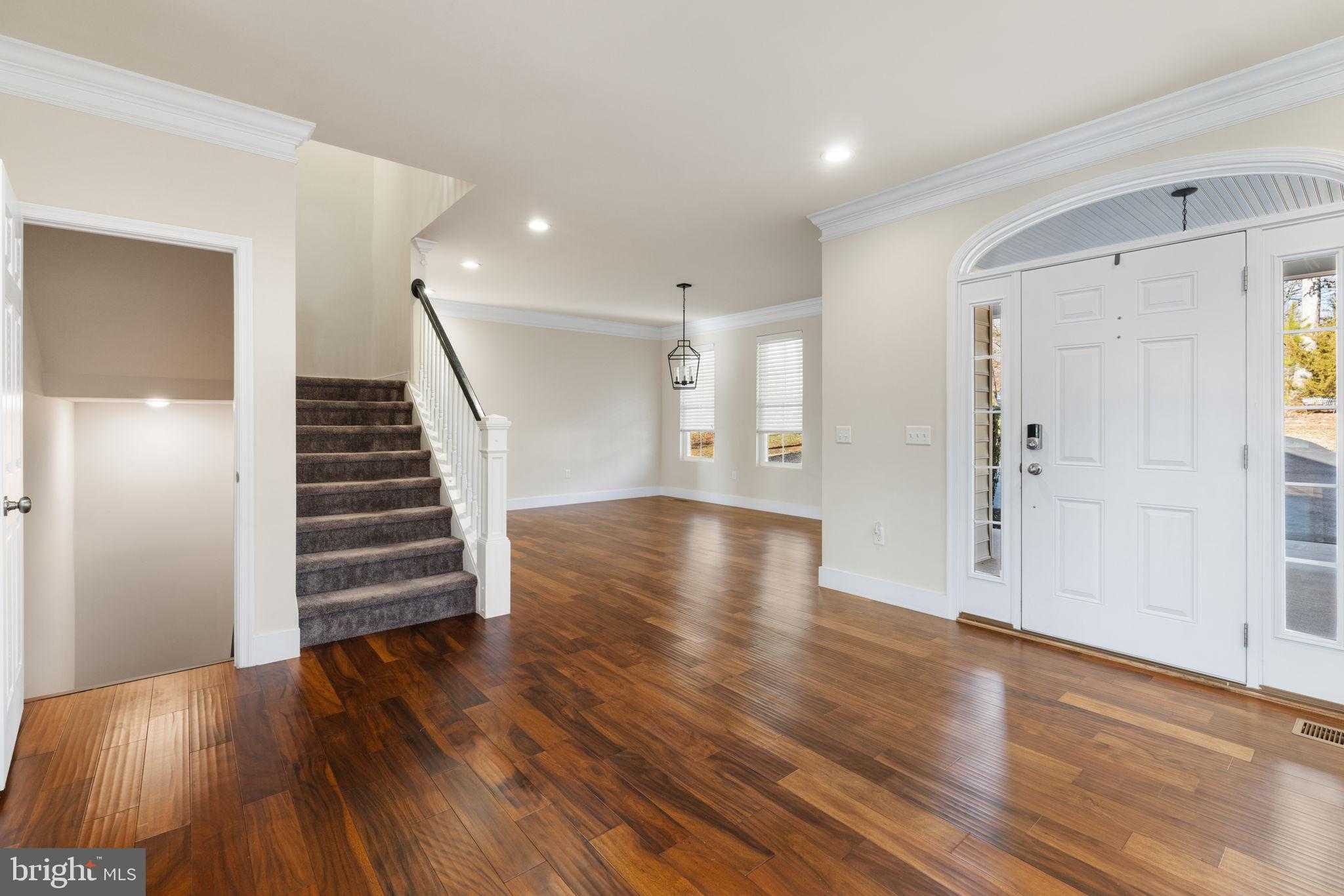 401 Land OR Dr photo 14